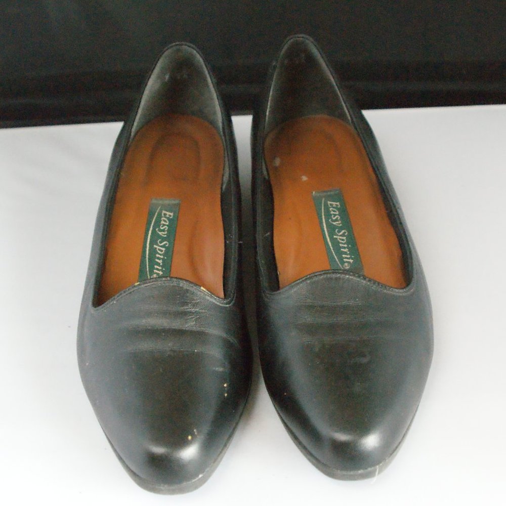 EUC Easy Spirt Black Wedge 9B
